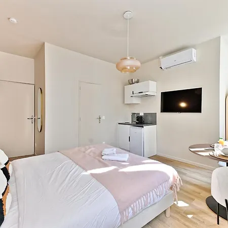 Cozy Air-conditioned Pré-st-gervais Appartamento *