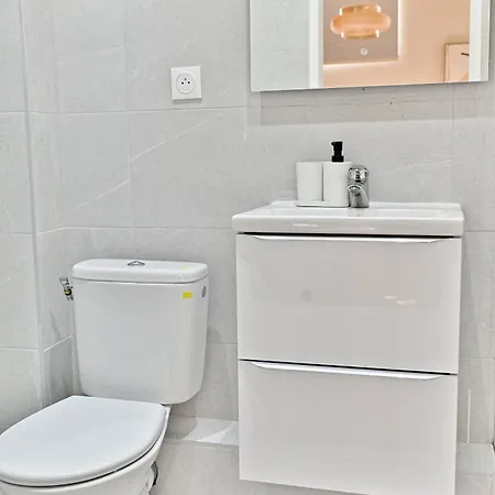 Cozy Air-conditioned Pre-st-gervais Апартаменты *