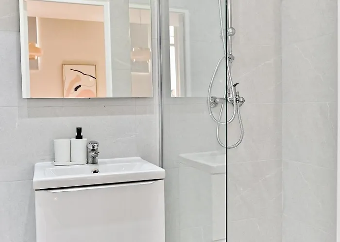 Cozy Air-conditioned Pre-st-gervais Апартаменты Le Pre-Saint-Gervais